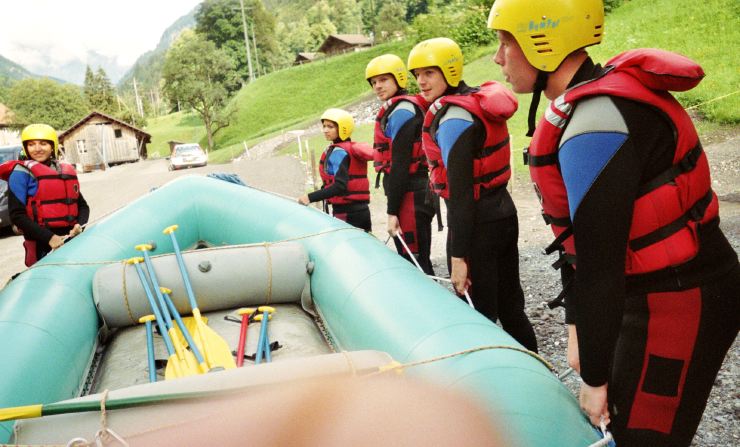 2006-07-08 Riverrafting 6c Interlaken Unterwasserkamera 08 mod